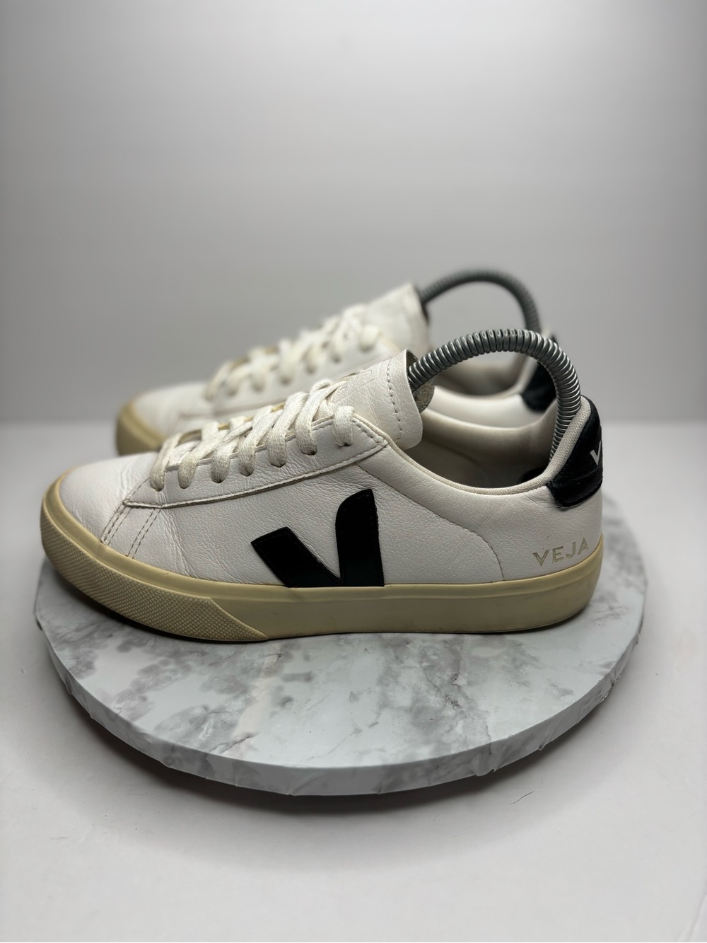 Size 7- VEJA Women’s Athletic Sneakers White/Black Low Top Lace Up 38 eur